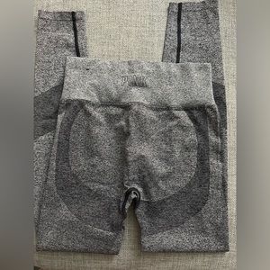 Pink workout leggings